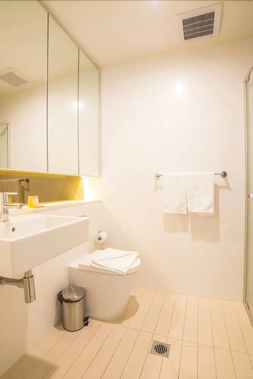 Roseberry Apartment For Travelling Couple In Green Square