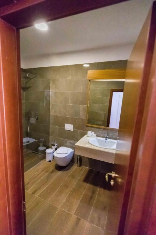 Chateau Linza Resort