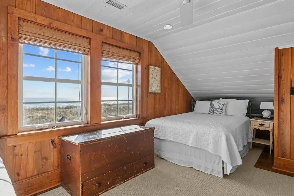 Sunset Shores 5 Bedroom Home