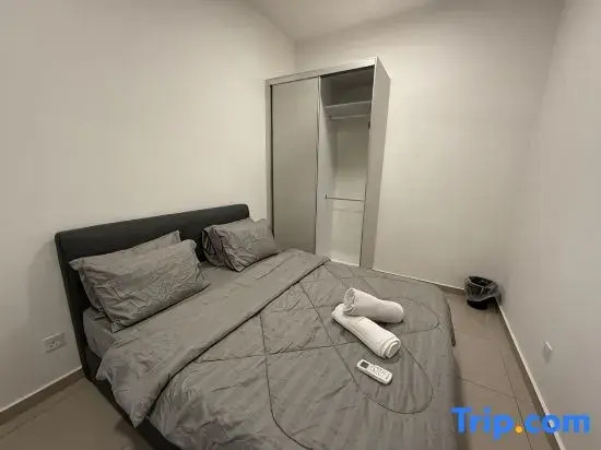 Shelisas Modern 3BR House at Suria Garden Puchong
