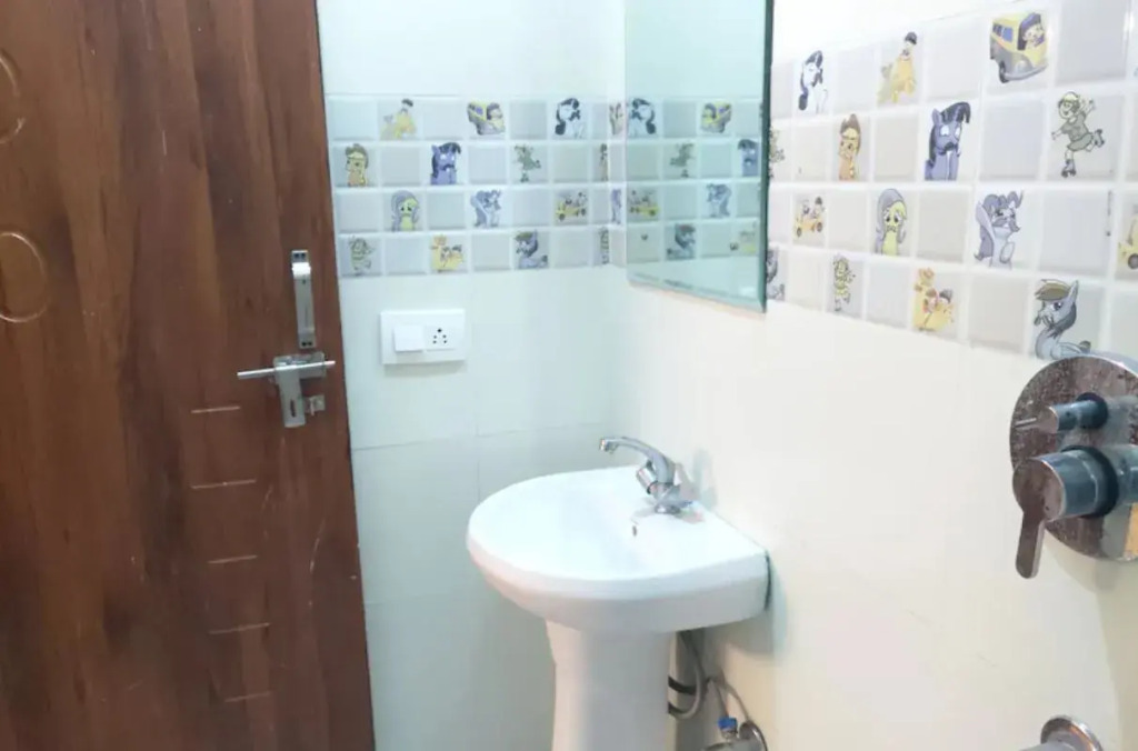 River Front Hotel Delhi