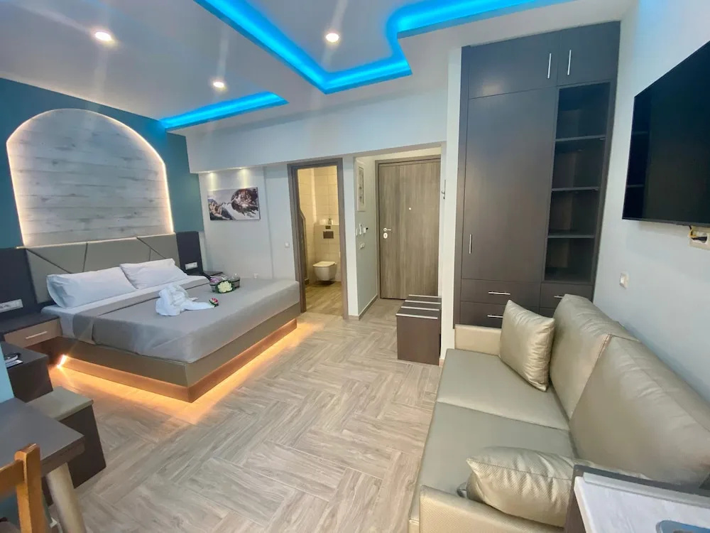 Dim House