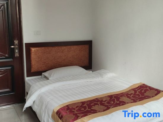 Qujing Haizhiqing Hotel