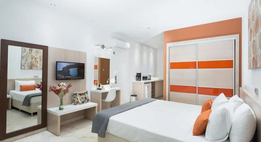 Loutsiana II Deluxe Apartments