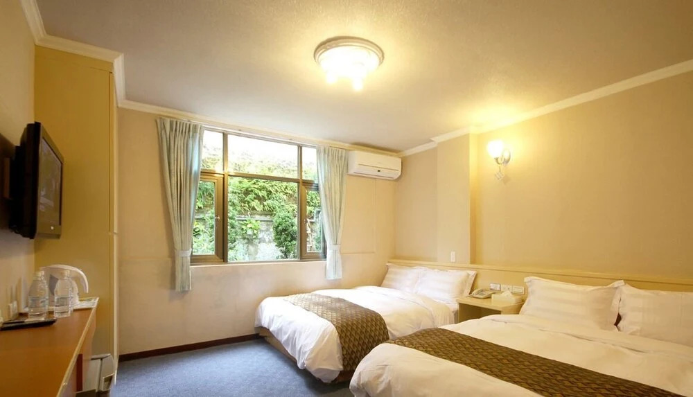 Songlin Holiday Homestay