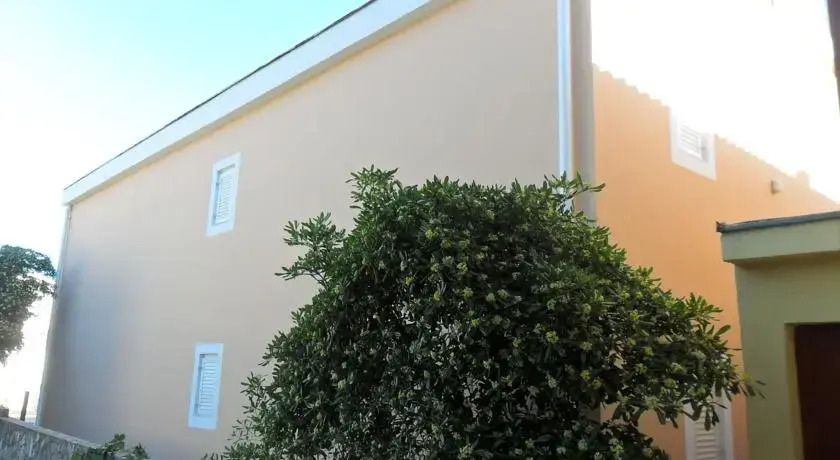 Apartment Dony - Tičić