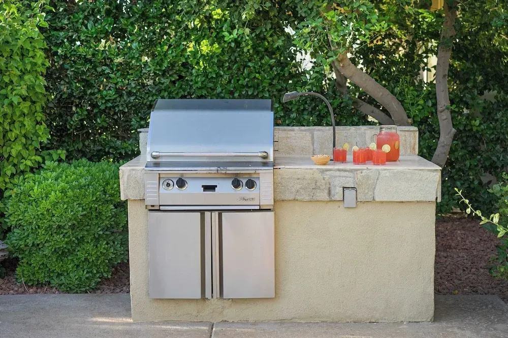 Spacious 5BR Desert Oasis: Pool, Hot Tub, & Fire Pit PGA West Golf Course