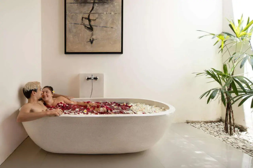 Agrapana Beach Villa - True Exotic Balinese Experience