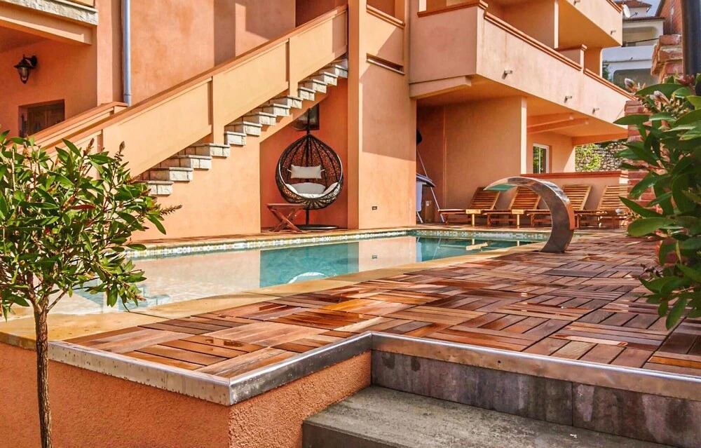 Beautiful Apartment in Kampor With Wifi, 3 Bedrooms and Swimming Pool