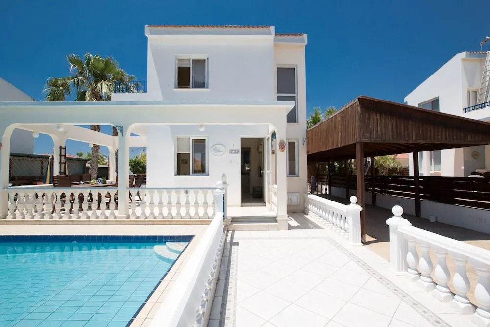 Cyprus Villa Tg12 Gold