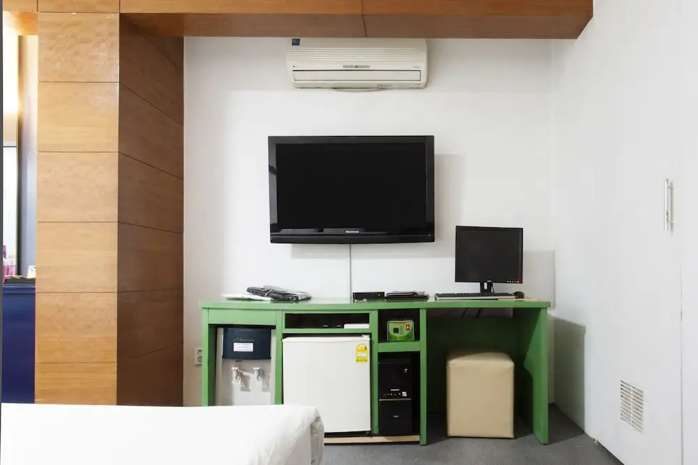 Hotel M