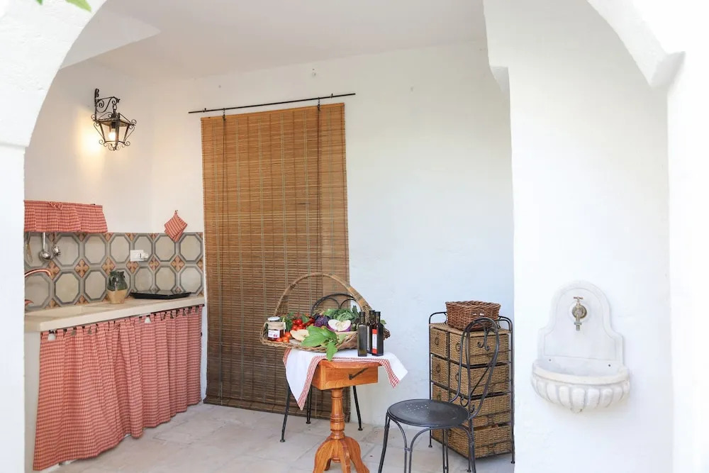 Trulli&Dimore-Corte degli Aranci