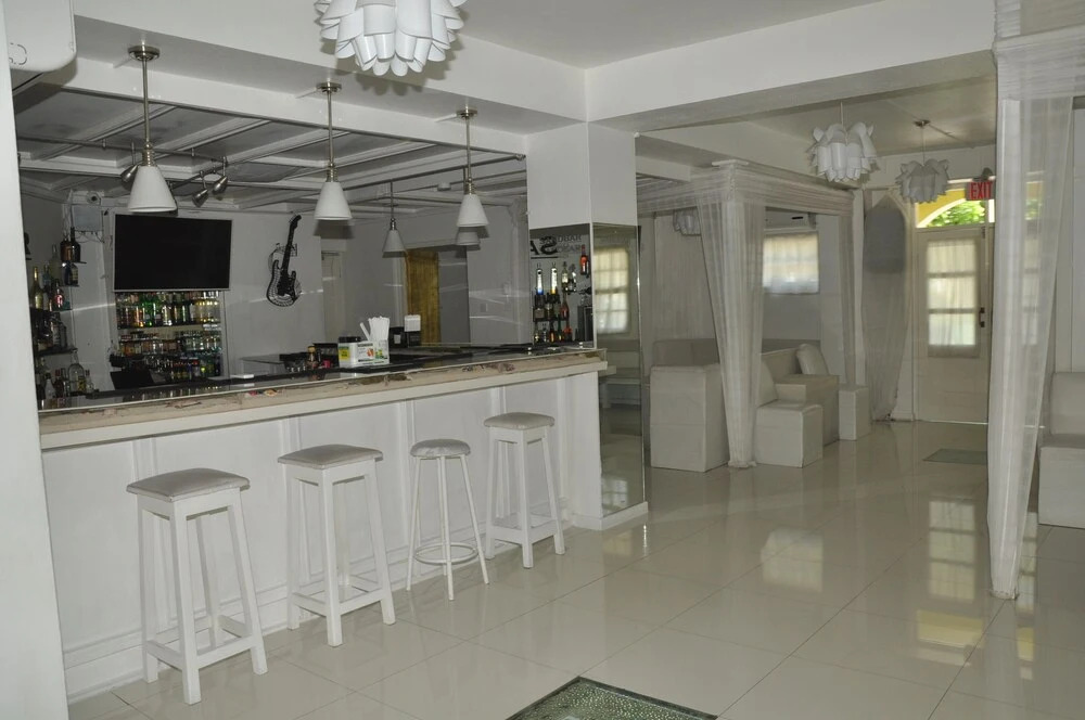 Ocho Rios Sandcastles Ocean View Fantastic Location Sleeps 4