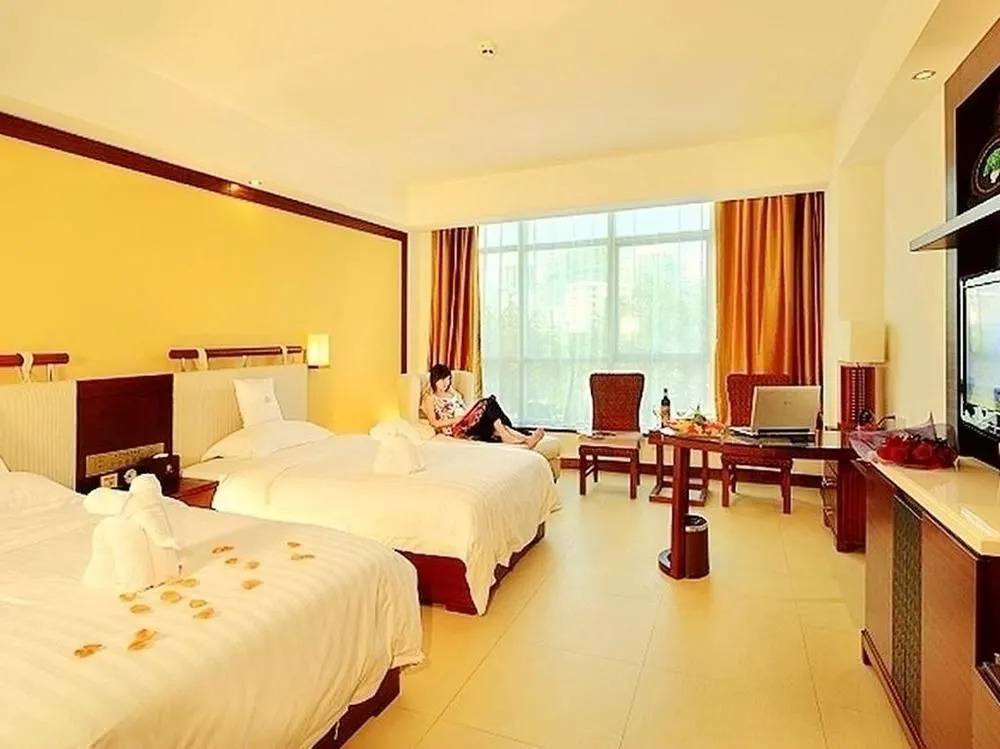 Bahama Holiday Hotel