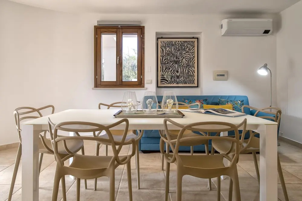 Sardinia Re - Fioretta Home Garden Side