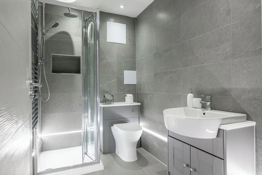 Beautiful 2Bedroom House in Central Town