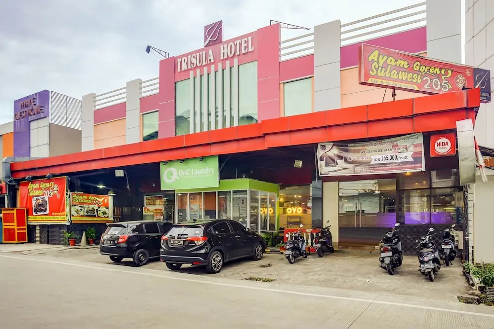 Urbanview Hotel Sayang Makassar by RedDoorz