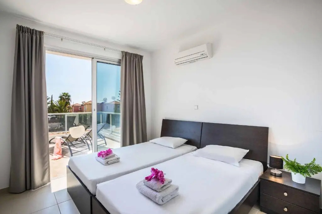 Villa White Jasmin