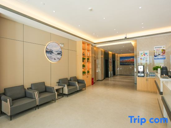 Super 8 Select Hotel