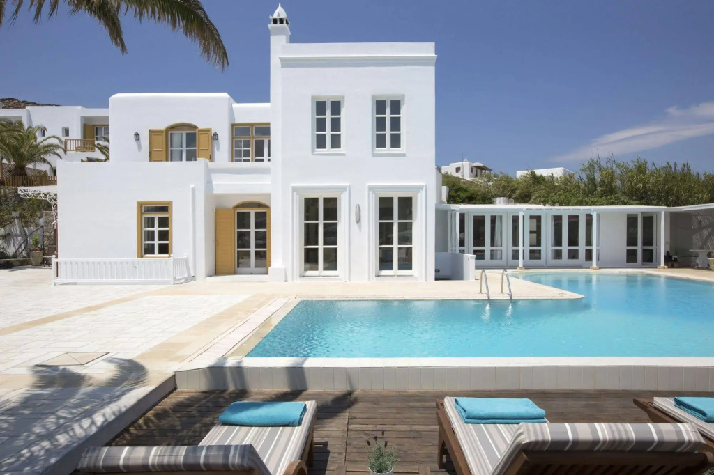Dorion Hotel