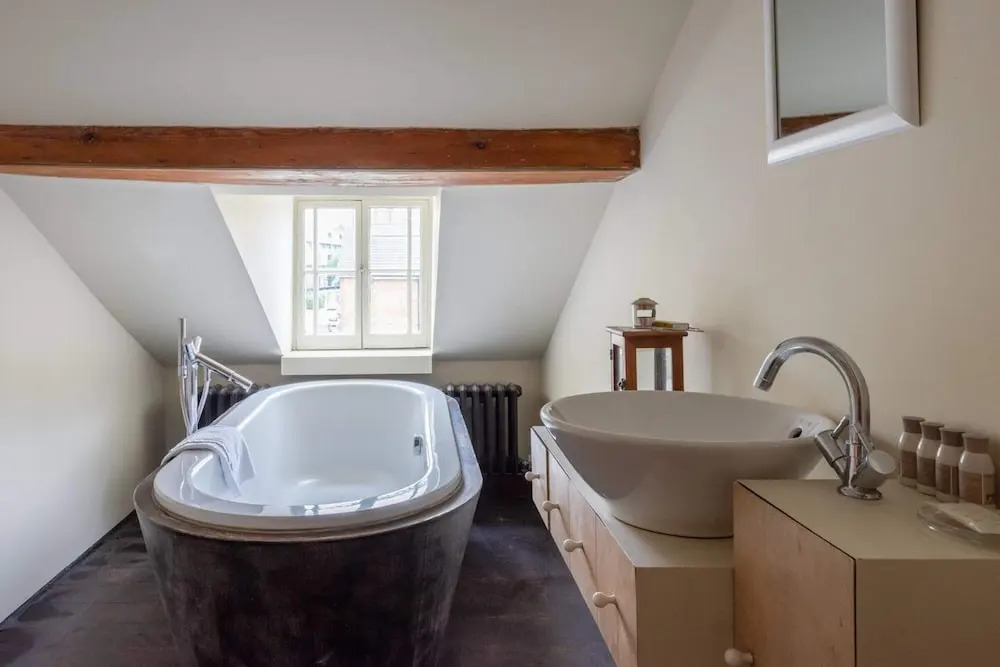 3 Bedroom 19th Century Georgian Townhouse