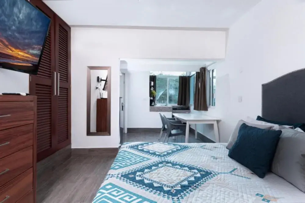 Lovely Studios in PDC 5 min to the Beach