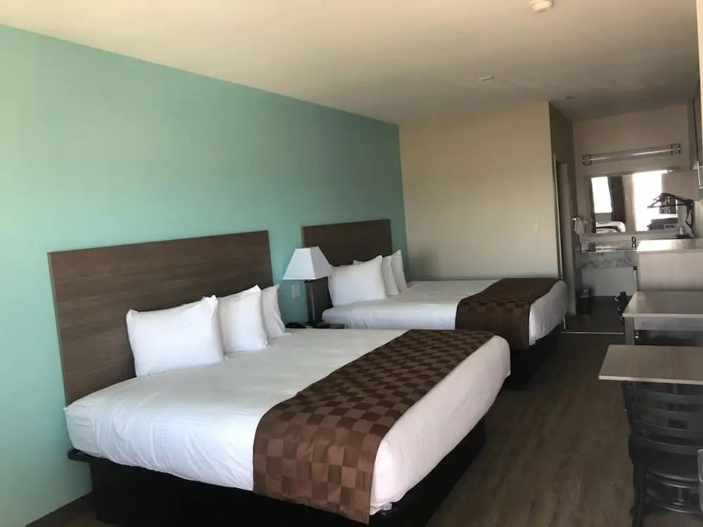 Pearl Inn