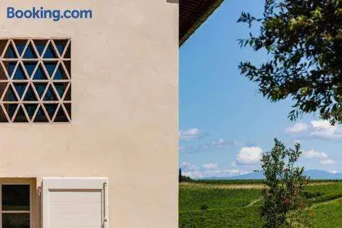 Tenuta Di Colle Alberti Agriturismo