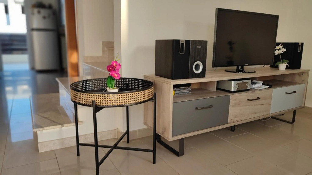 Lovely holiday home,Kapparis,2 swimming pools,Wifi