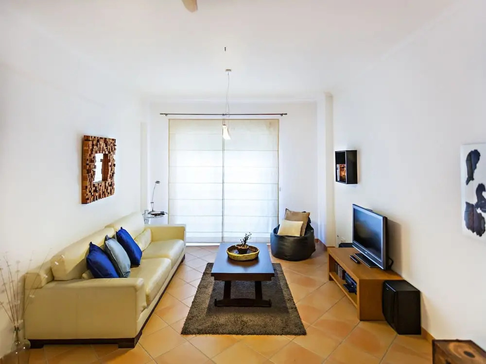 Alameda in Faro With 2 Bedrooms and 1 Bathrooms
