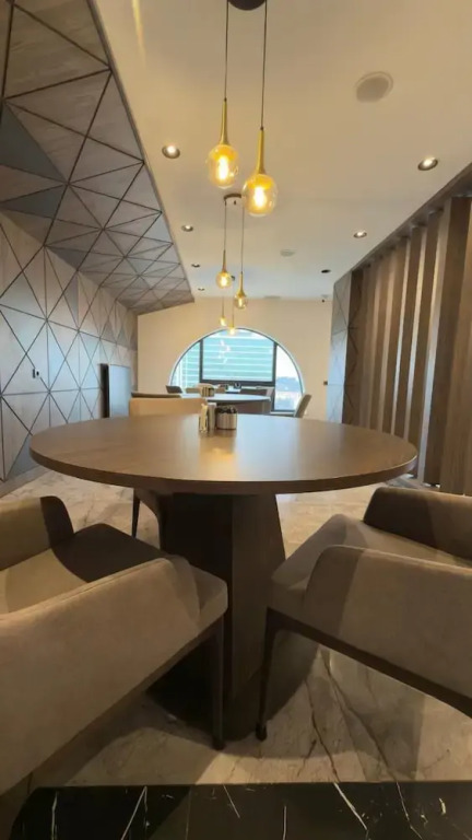 Segmen Hotel