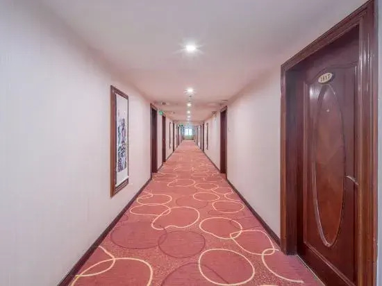 Guangxi Tianfei Business Hotel