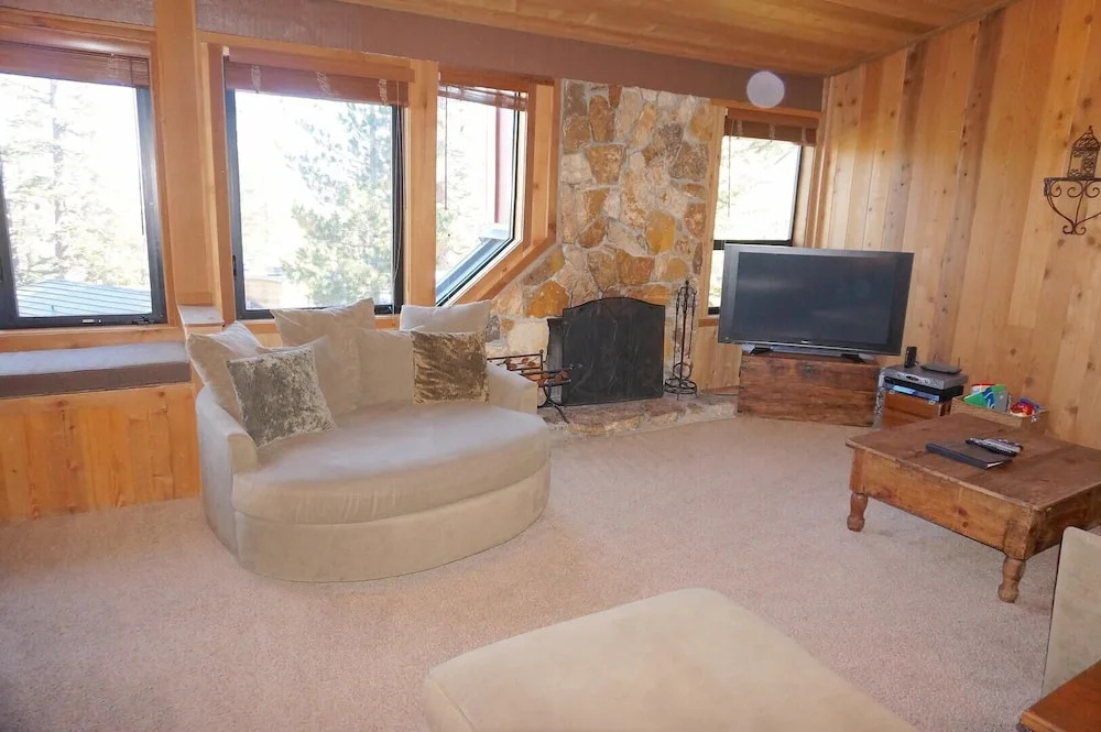 633 3 Bedroom Home