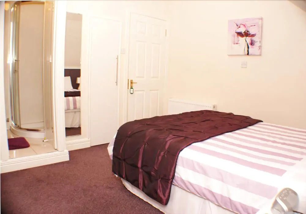 Eske Villa Bed & Breakfast