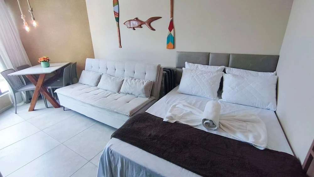 Max Carneiros Suites by CTA
