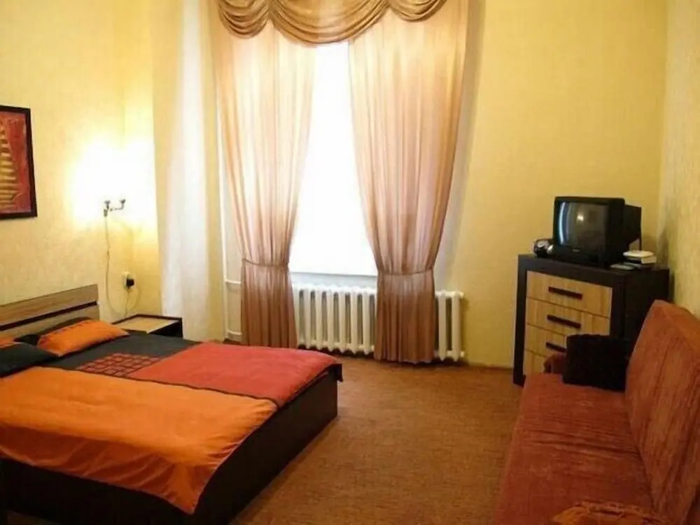 Ап-ты KyivHome, Михайловский пер., 9А, пл. Независимости