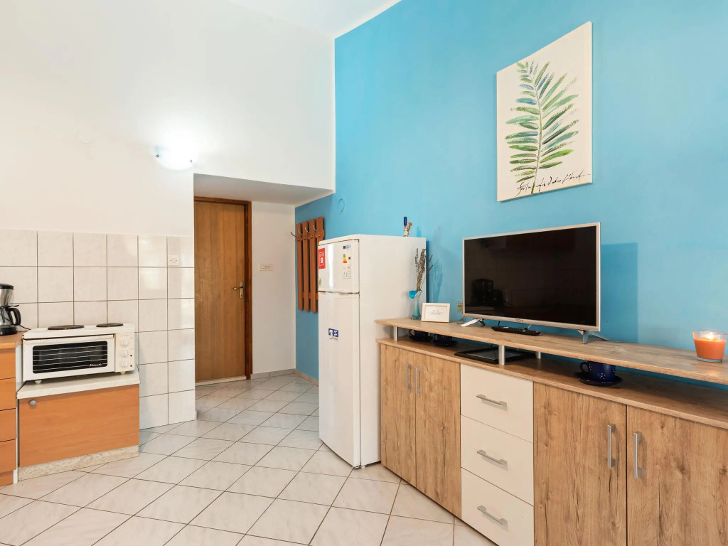 Holiday Home in Jasenice Near Maslenica Beach