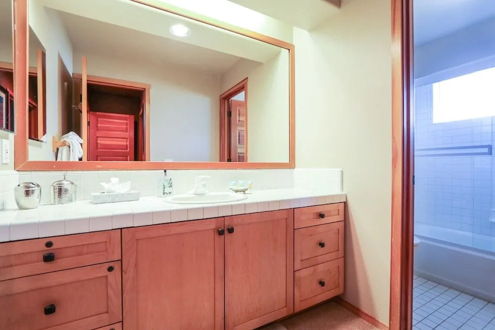 Snowcreek 967 3 Bedrooms 3 Bathrooms Townhouse