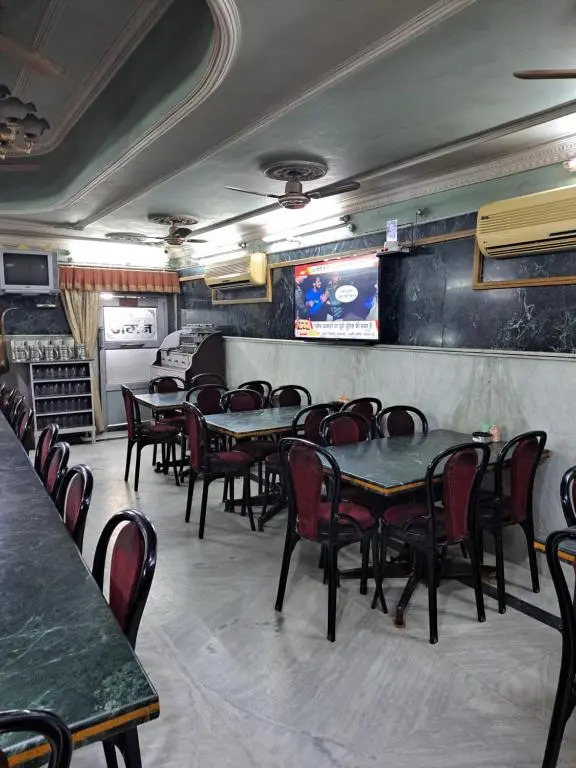 Jagan Hotel & Restaurant