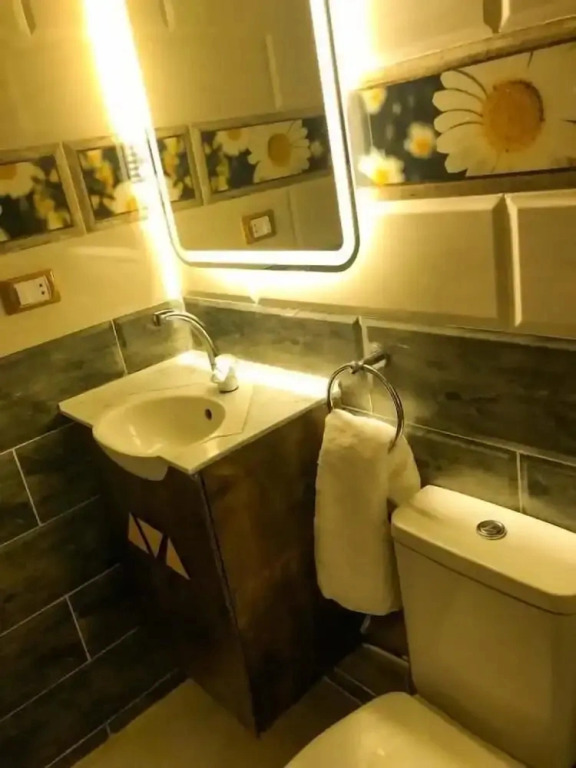 Sharty Hotel