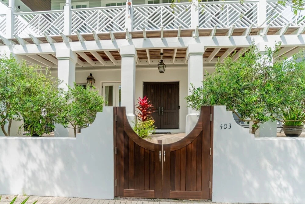 The At Rosemary 4 Bedroom Home by Redawning