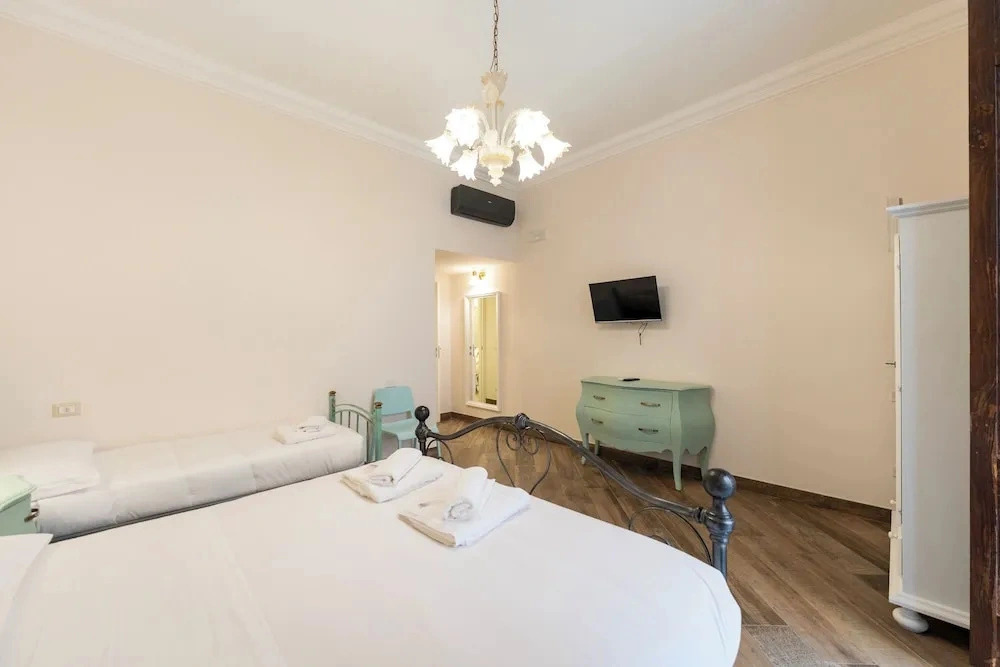 Plebiscito Rooms - Camera 1