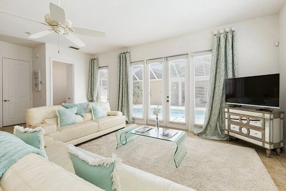 Rvh_295r Sparkling Oasis 4 Bedroom Home