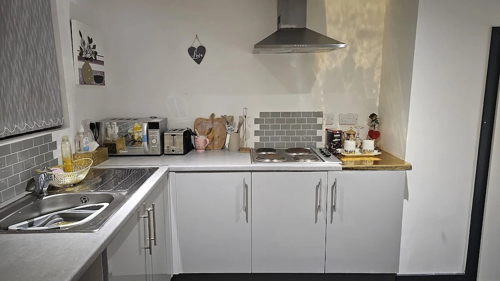 Beautiful En-suite Studio in Leeds -lower Floor