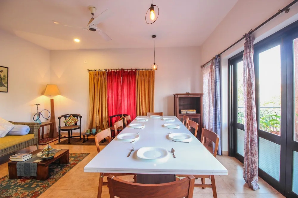 OYO 10871 Home Luxurious 3BHK Dona Paula
