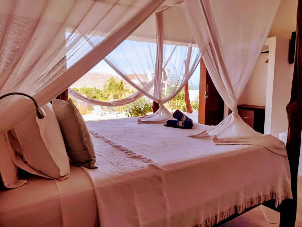 Villa Pinolo by Kabana