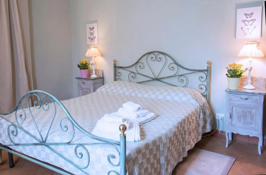 Cascina Olivetta -sleep in winery