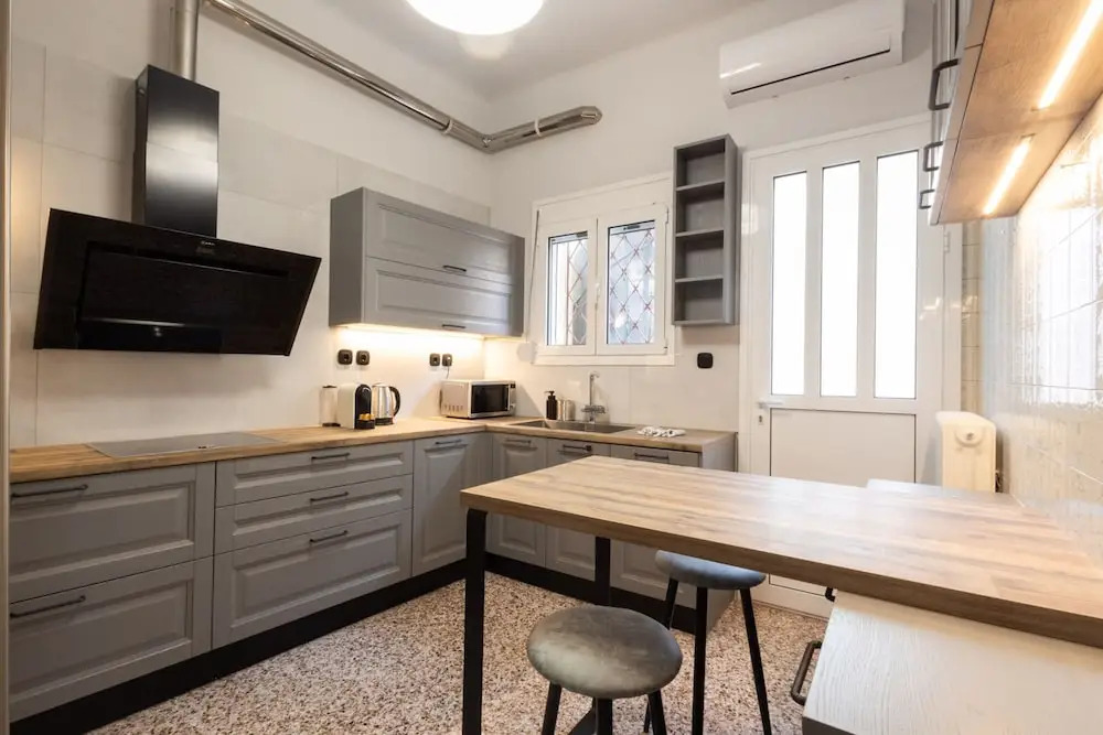 Acropolis View 3-bdrm With Rooftop Garden Jacuzzi
