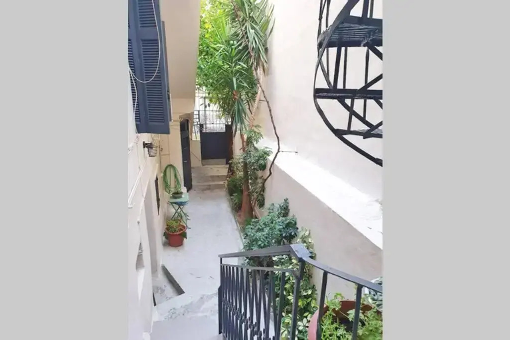 COZY Stylish Apt., 800m to METRO, 2min to Highway