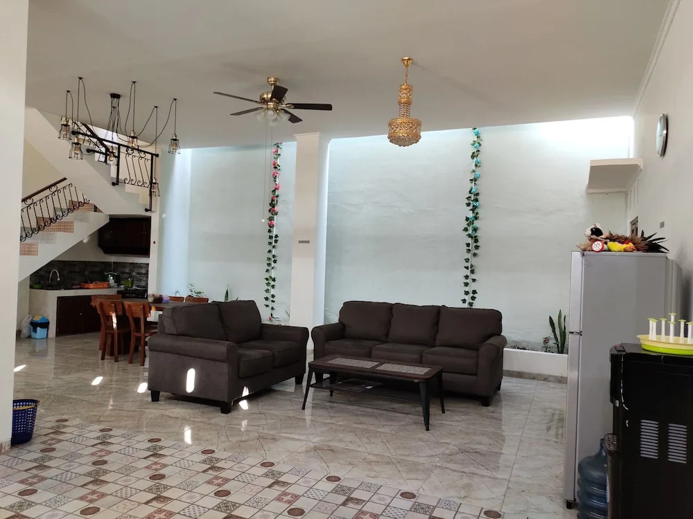 ZG Homestay Solo